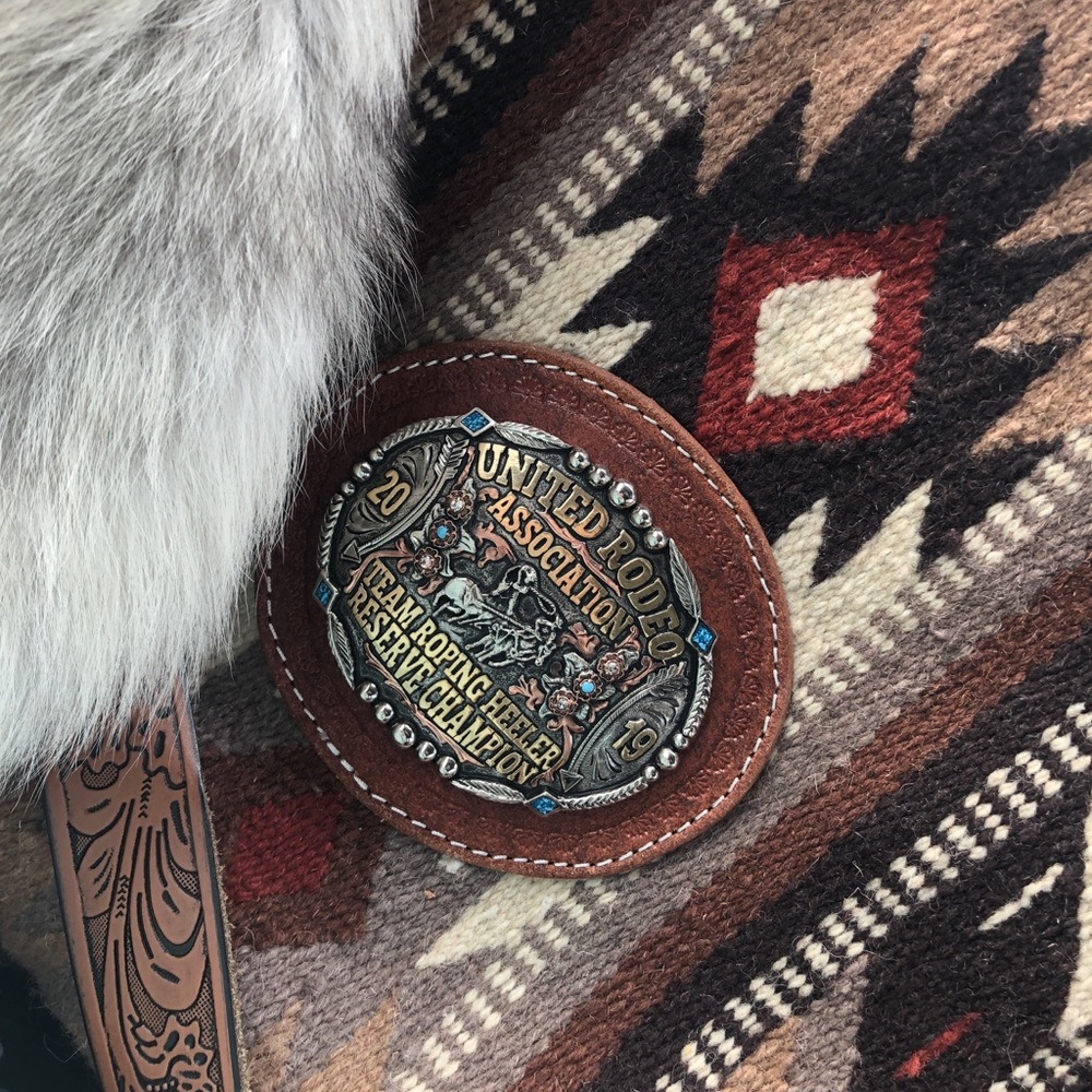 Saddle blanket purse with buckle holder